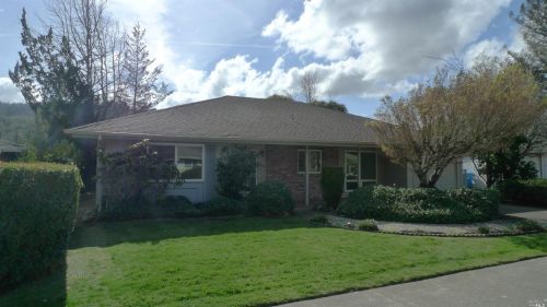 6624 Fairfield Dr, Santa Rosa, CA 95409-5902