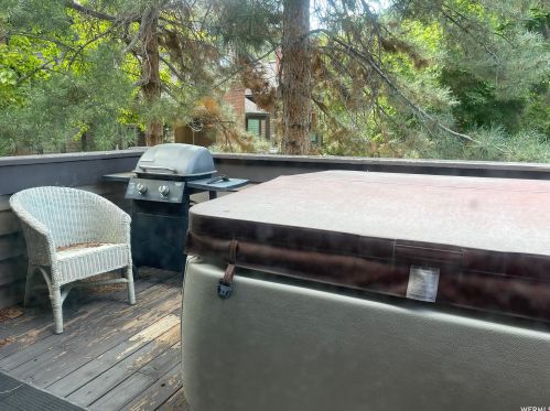 7430 Wasatch Blvd, Salt Lake City UT  84121-4629 exterior