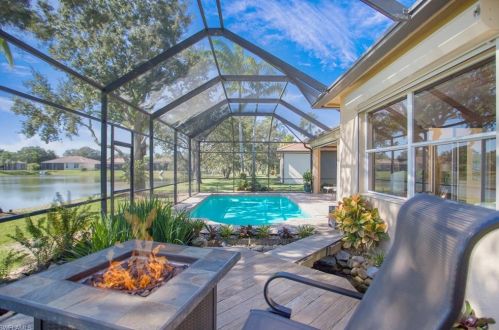 3274 Sturgeon Bay Ct, Naples, FL 34120-4471