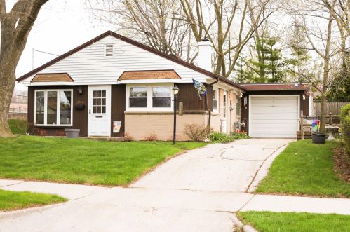 2814 57th St, Milwaukee WI  53210-1533 exterior