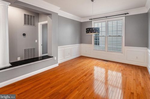 13101 Taverner Loop, Woodbridge VA  22192-5333 exterior