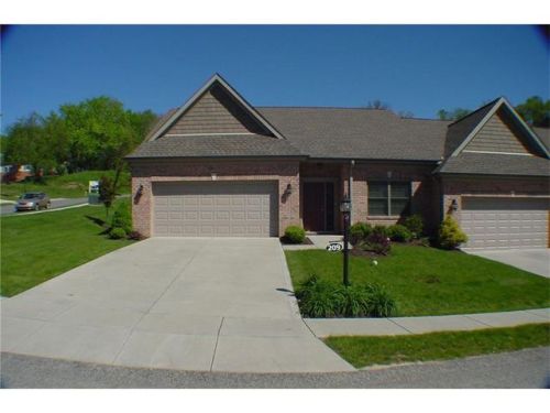 209 Lenox Ct, Imperial, PA 15126-1275