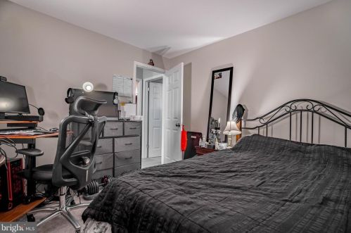 404 Pritchard Pl, Newtown Square PA  19073-3031 exterior