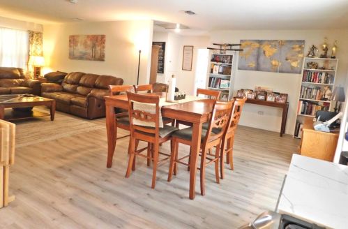 4210 Cortright Way, North Highlands CA  95660-3532 exterior