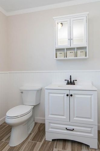 42 Merriman St, Bristol CT  06010-5042 exterior