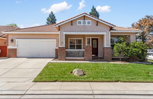 5643 Arnerich Ct, Riverbank CA  95367-9541 exterior