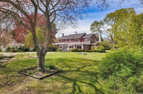 2 Rose Ln, Stonington, CT 06378-2809