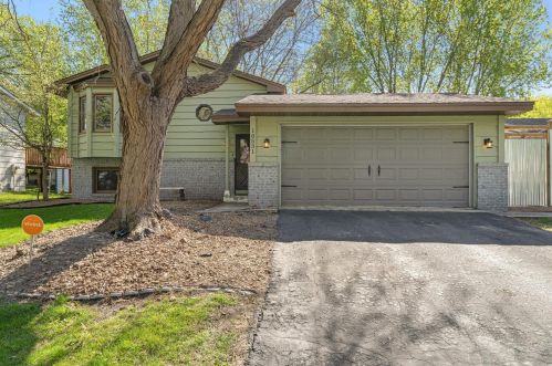 10531 Unity St, Minneapolis, MN 55433-4958