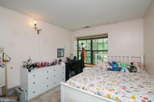 108 Ashton Ct, West Deptford NJ  08051-2001 exterior