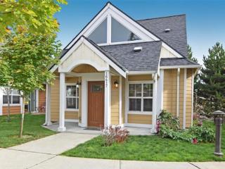 16417 33rd Ave, Lynnwood, WA 98037-3218