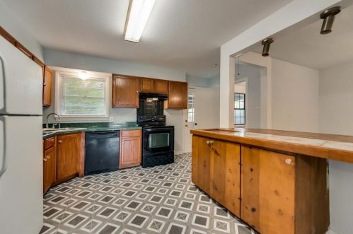 615 Belt Line Rd, Richardson TX  75080-5851 exterior