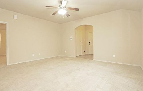 1611 Leafhopper Ln, Conroe TX  77301-5307 exterior