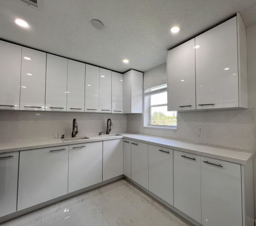 57 Somerset C, West Palm Beach, FL 33417-2111