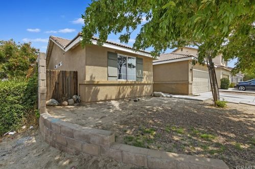15512 Winona St, Victorville, CA 92395-5500