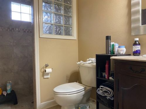 1011 Orange Ave, Tavares FL  32778-2339 exterior