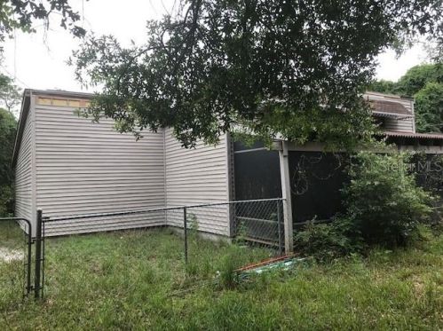 1510 Doyle Rd, Deltona, FL 32725-8572