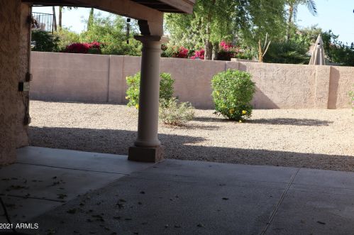 6747 78th Pl, Scottsdale AZ  85250-7907 exterior