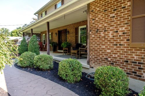 4212 Taylor Rd, Stonelick OH  45103-9774 exterior