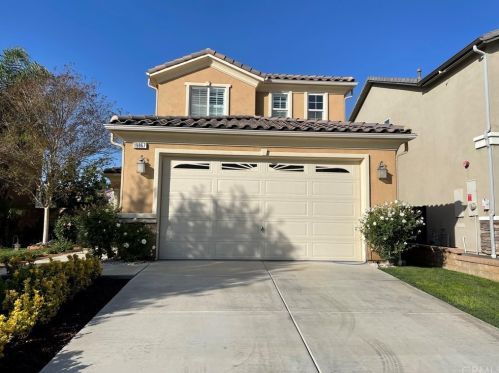 19867 Holly Dr, Santa Clarita, CA 91350-3694