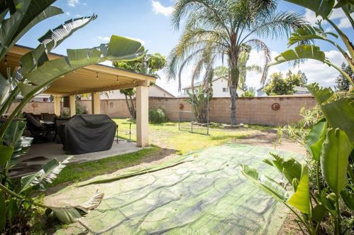 2438 Calaveras Pl, Ontario CA  91761-6205 exterior