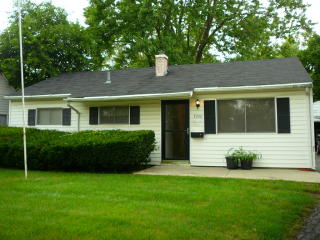 3906 Dillon Dr, Columbus, OH 43227-1707