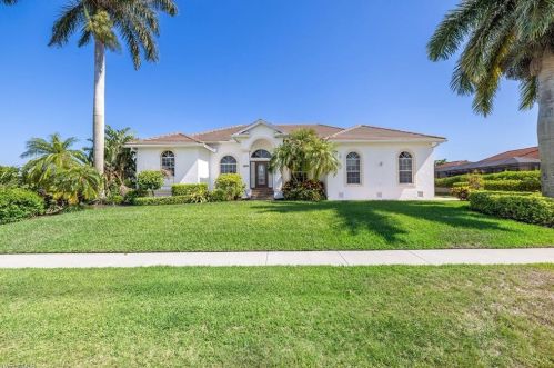1111 Abbeville Ct, Marco Island, FL 34145-5402