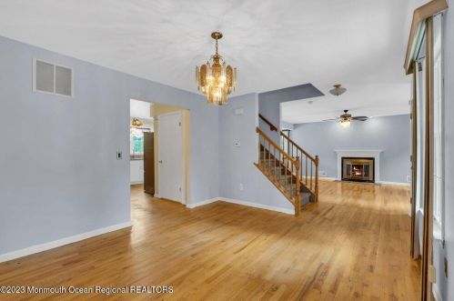 117 Frank Applegate Rd, Jackson Twp NJ  08527-2454 exterior