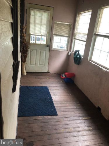 657 Walnut St, Pottstown PA  19464-5744 exterior