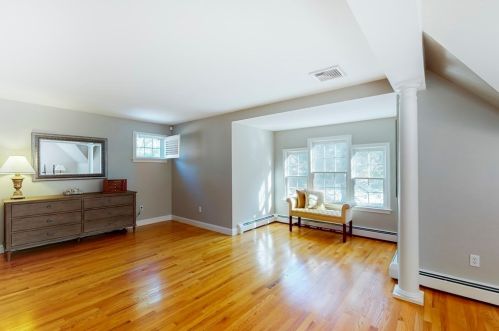 20 Winter St, Medfield MA 02052-1311 exterior