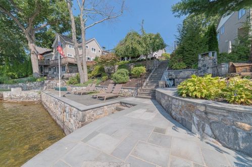 42 Lake Shore Dr, Brookfield Center, CT 06804-1429