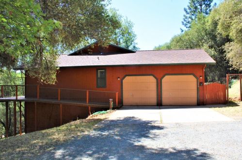 13280 Bianca Ln, Grass Valley, CA 95949-9702