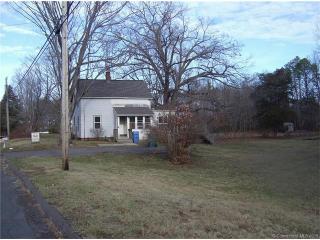 433 Gardner St, Manchester, CT 06040-6604