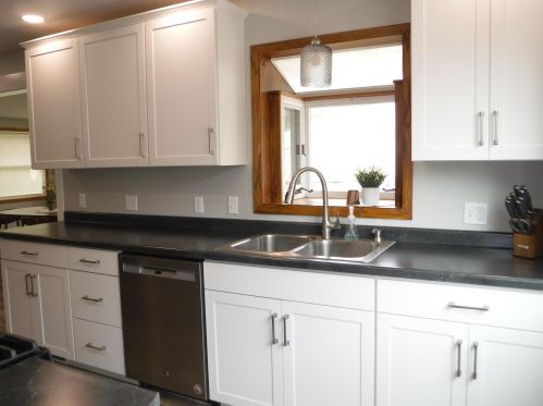 1750 Lilac Dr, Manitowoc WI  54220-6728 exterior