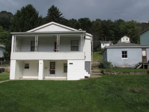 52 Roosevelt Ave, Benwood WV  26031-1017 exterior
