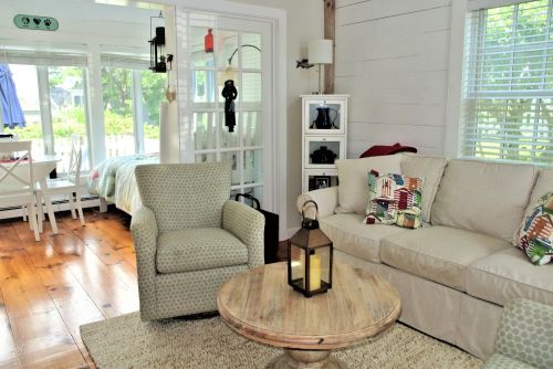 21 Brant Rock Rd, Mashpee MA exterior