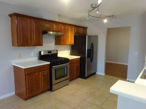 902 Iris Dr, Georgetown TX  78626-4773 exterior