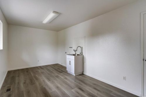 6596 Meadowridge Dr, Santa Rosa CA  95409-5863 exterior