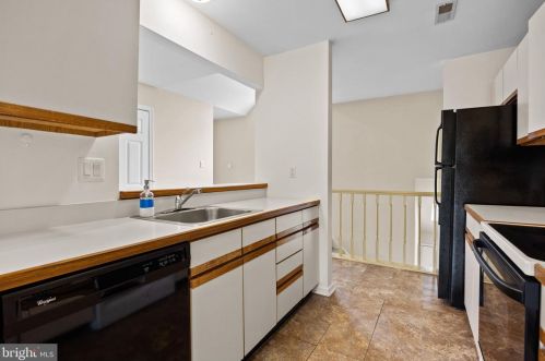 93 Portsmouth Ct, Southampton PA 18966-2620 exterior