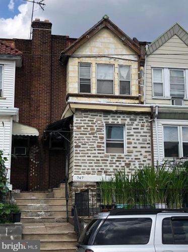 747 Garland St, Philadelphia, PA 19124-3047