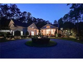 8 Sweet Grass Ln, Bluffton SC  29910-5608 exterior