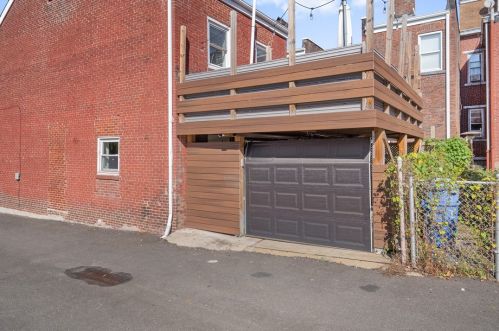 4508 Lawrence St, Pittsburgh, PA 15201-2833