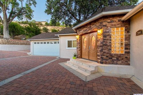 206 Mero Ln, La Canada, CA 91011-3644
