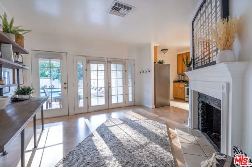 4919 Cartwright Ave, North Hollywood CA  91601-4728 exterior