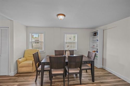 1736 Elmwood Ave, Warwick RI  02888-1104 exterior