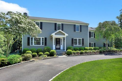 250 Riverside Ave, Riverside CT  06878-2314 exterior