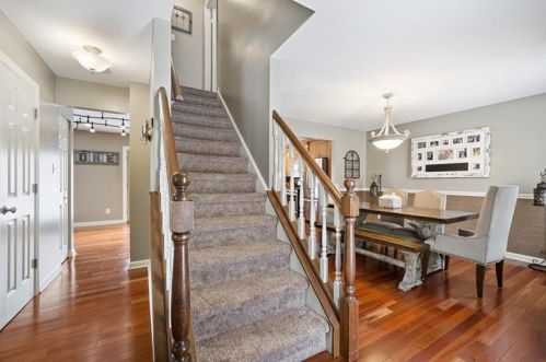 1008 Meadowbrook Dr, Canonsburg, PA 15317-5025