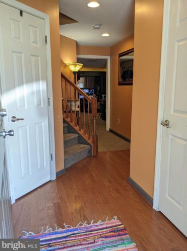 112 South Ave, Swedesboro, NJ 08085-1686