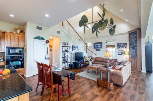114 White Marlin Dr, Green Lake, TX 77979-5389