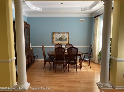 10 Quincy Ct, East Freehold NJ  07728-9251 exterior