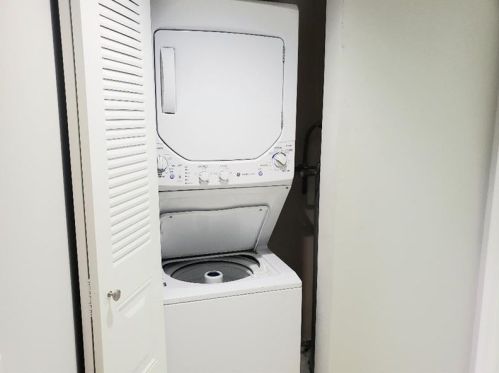 100 130th Ter, Hollywood FL 33027-1924 exterior